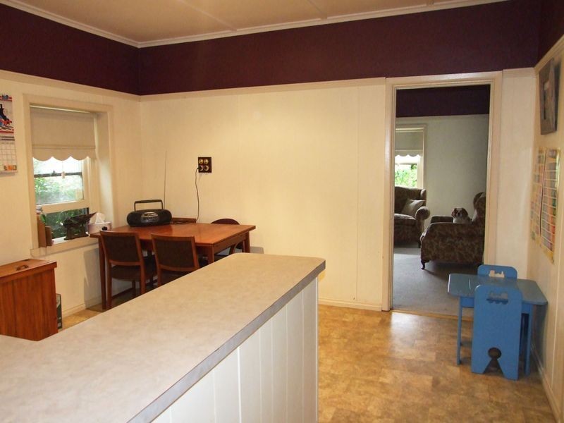 34 Railway Avenue, Tynong VIC 3813