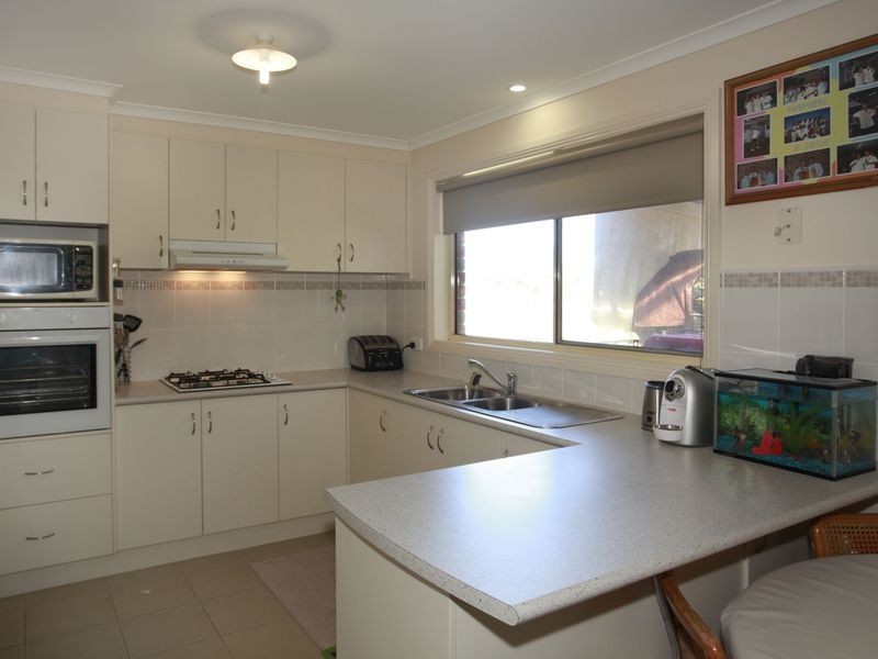 65 Manna Gum Drive, Pakenham VIC 3810