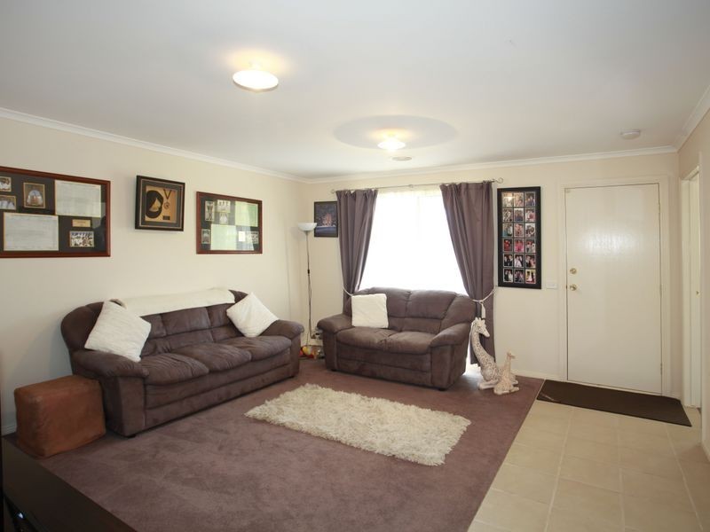 65 Manna Gum Drive, Pakenham VIC 3810