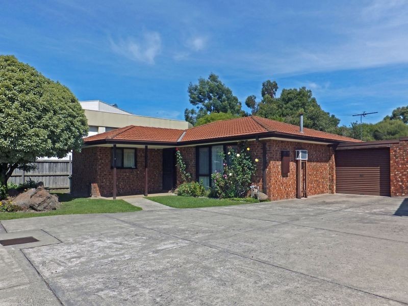 7/18 Rogers Street, Pakenham VIC 3810