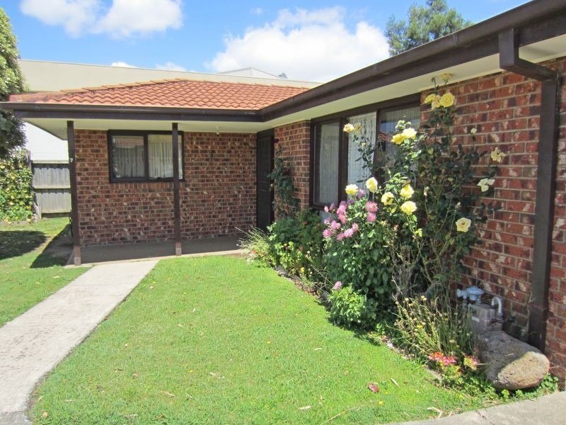 7/18 Rogers Street, Pakenham VIC 3810