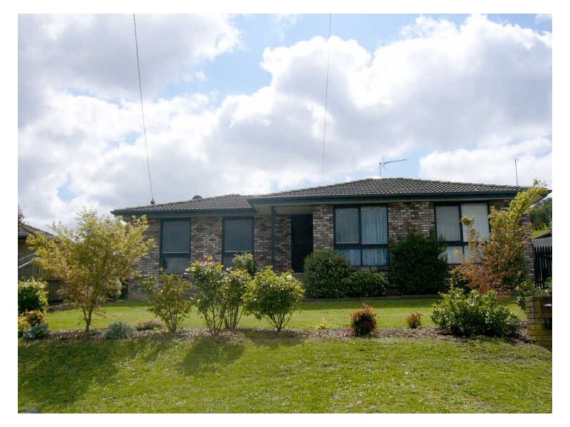 12 Kevis Court, Garfield VIC 3814