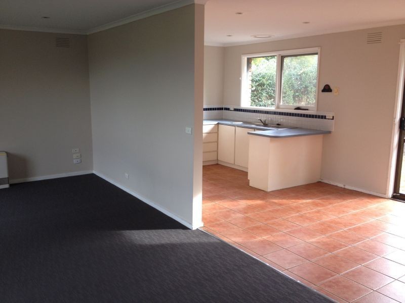 12 Kevis Court, Garfield VIC 3814