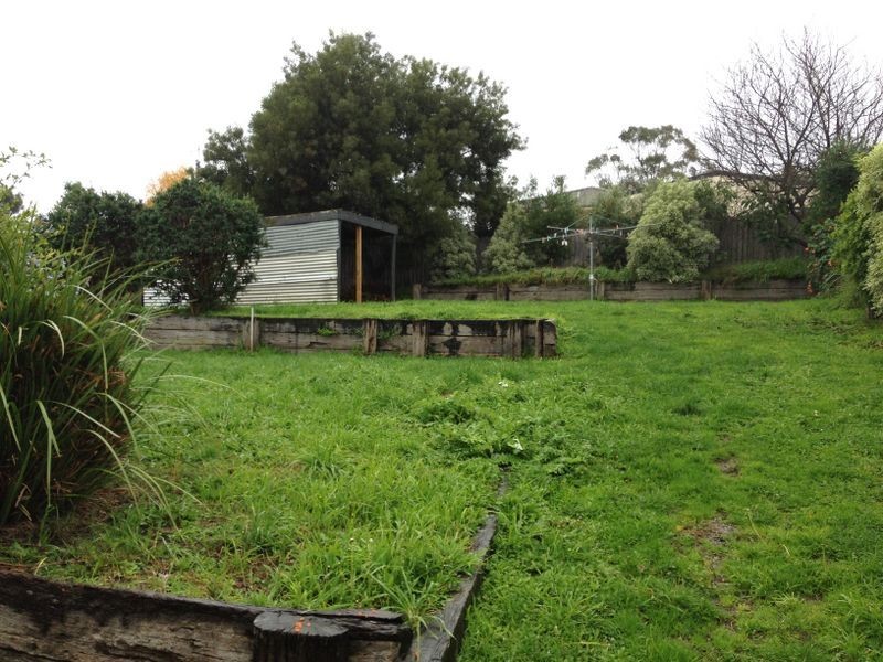 12 Kevis Court, Garfield VIC 3814