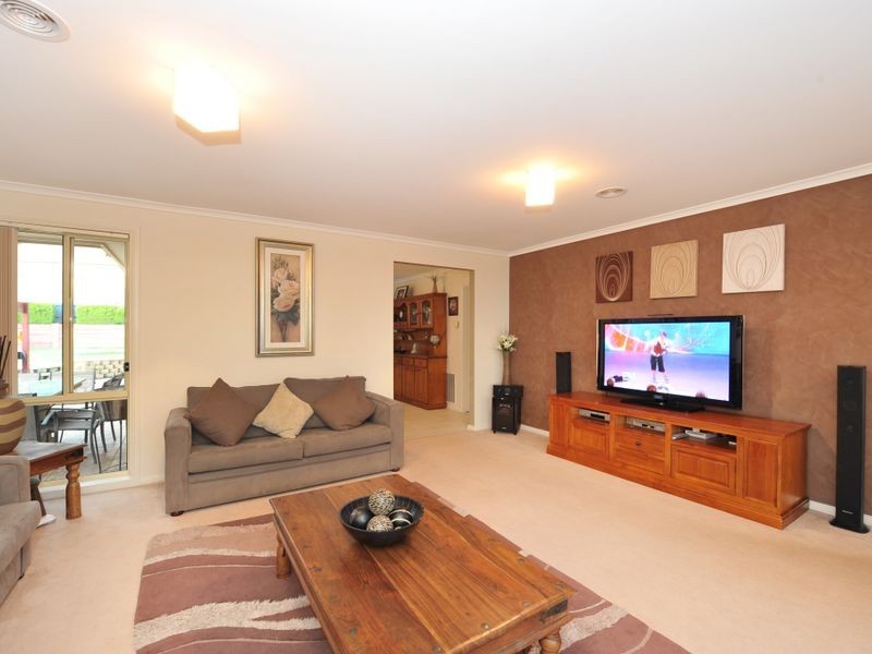 46 Ebony Drive, Pakenham VIC 3810