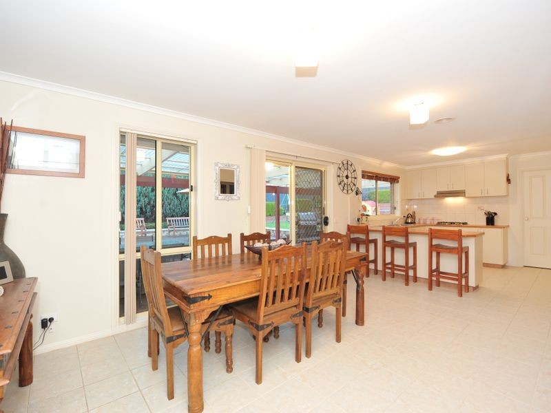 46 Ebony Drive, Pakenham VIC 3810