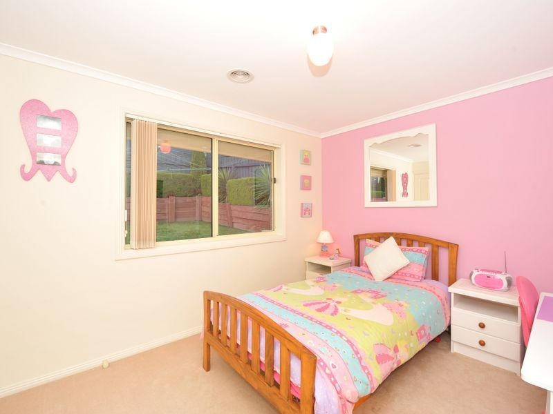 46 Ebony Drive, Pakenham VIC 3810