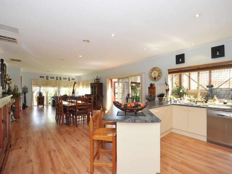 3 Ashwood Grove, Pakenham VIC 3810