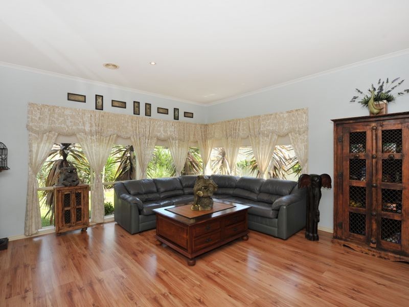 3 Ashwood Grove, Pakenham VIC 3810