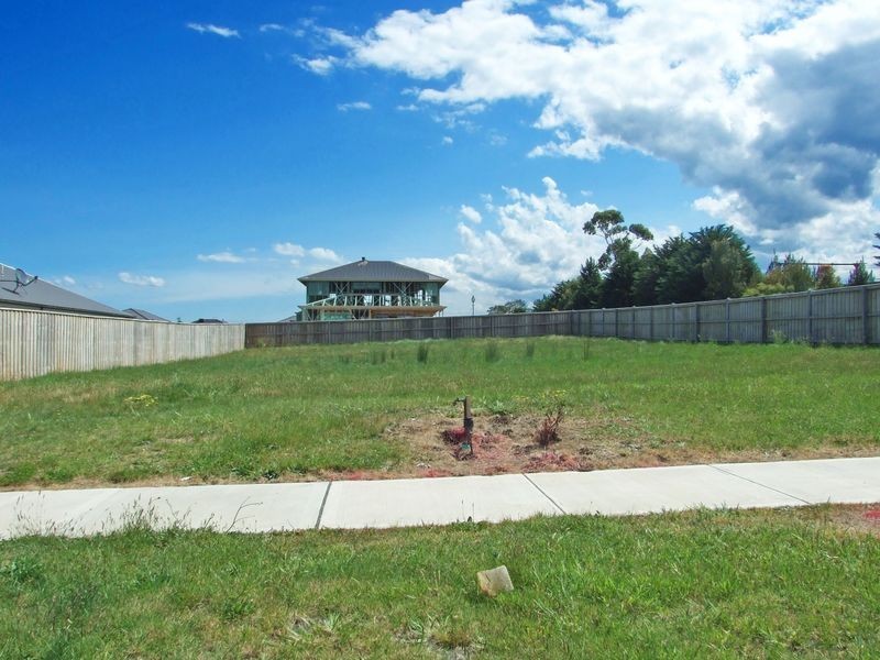 7 Dugan Court, Pakenham VIC 3810