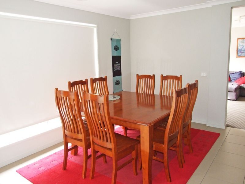 71 Sandalwood Drive, Pakenham VIC 3810