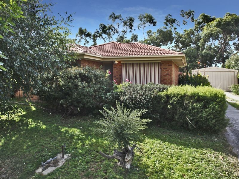 26 Pommel Street, Pakenham VIC 3810