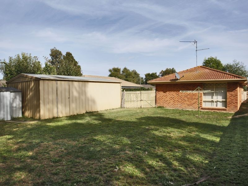26 Pommel Street, Pakenham VIC 3810