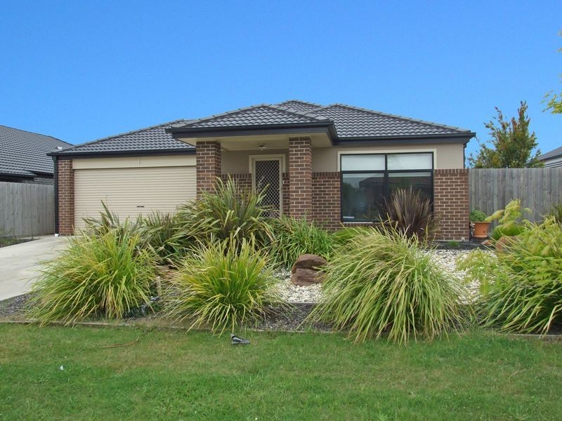 66 Storey Drive, Pakenham VIC 3810