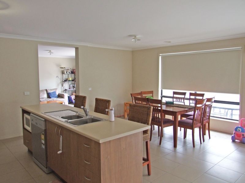 66 Storey Drive, Pakenham VIC 3810