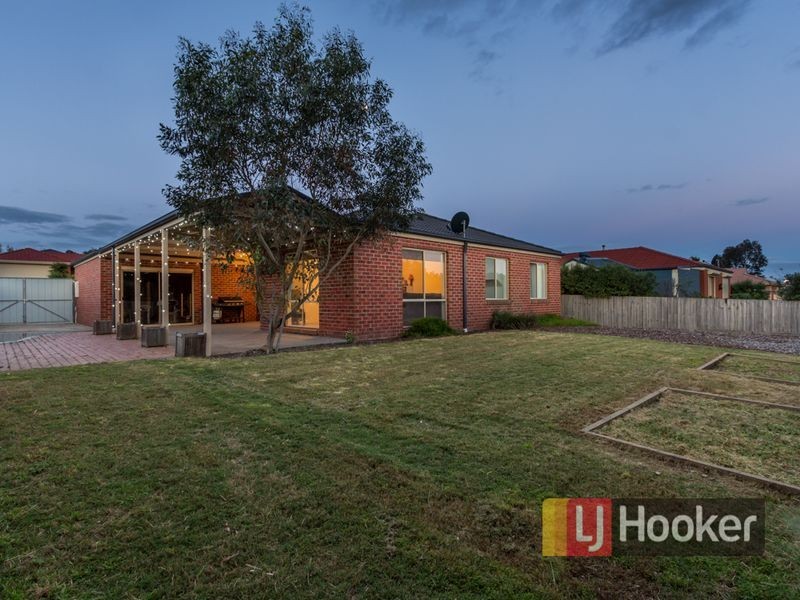 47 Ebony Drive, Pakenham VIC 3810