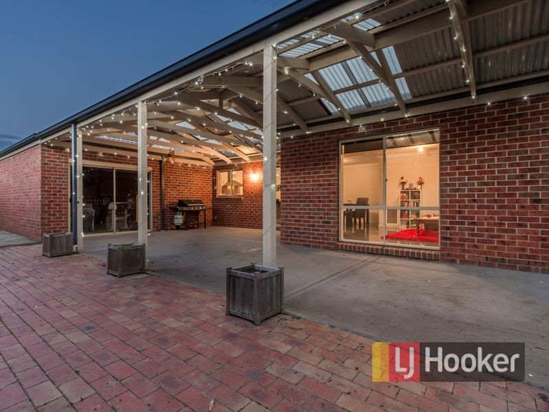 47 Ebony Drive, Pakenham VIC 3810