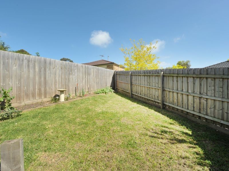 7/3 Hale Place, Pakenham VIC 3810