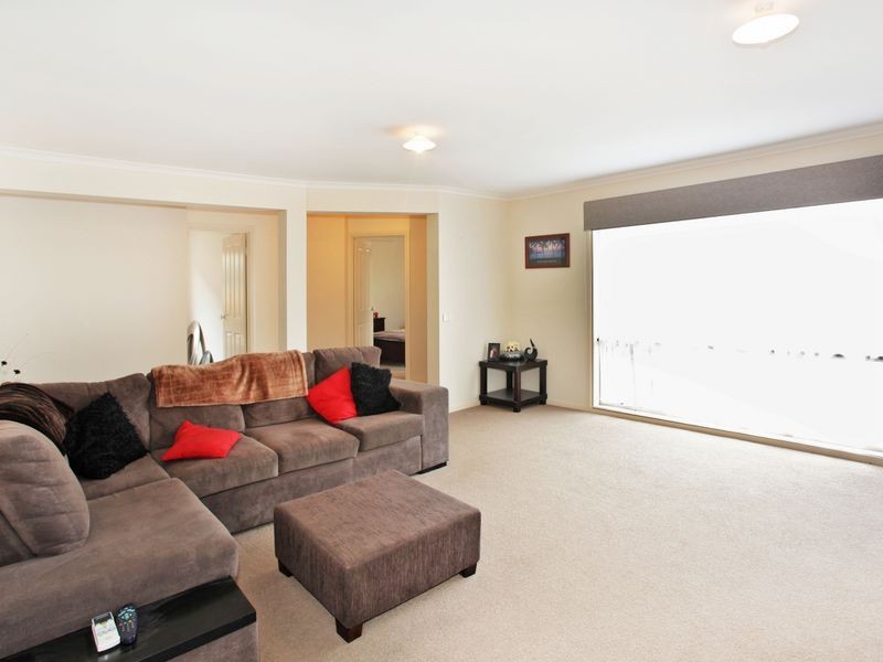 15 Bollen Way, Koo Wee Rup VIC 3981