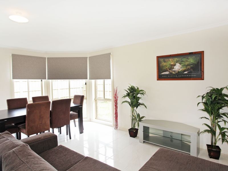 15 Bollen Way, Koo Wee Rup VIC 3981