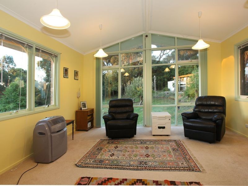 237 Bourkes Creek Road, Pakenham Upper VIC 3810