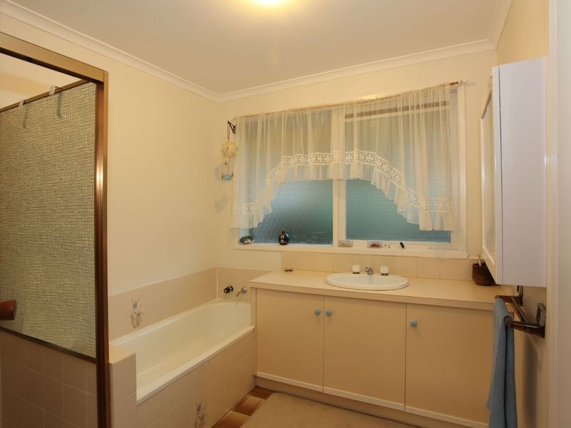 237 Bourkes Creek Road, Pakenham Upper VIC 3810