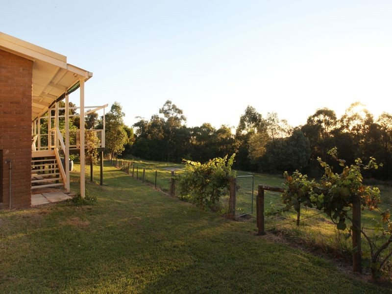 237 Bourkes Creek Road, Pakenham Upper VIC 3810