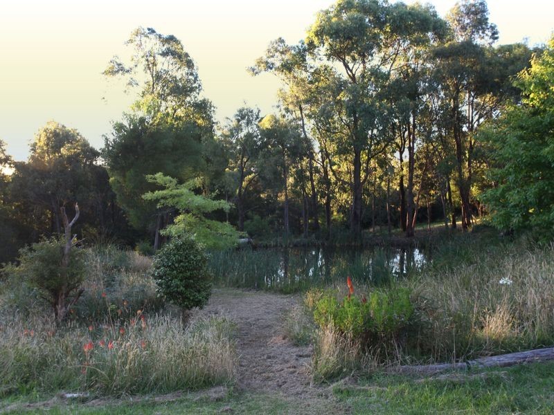237 Bourkes Creek Road, Pakenham Upper VIC 3810