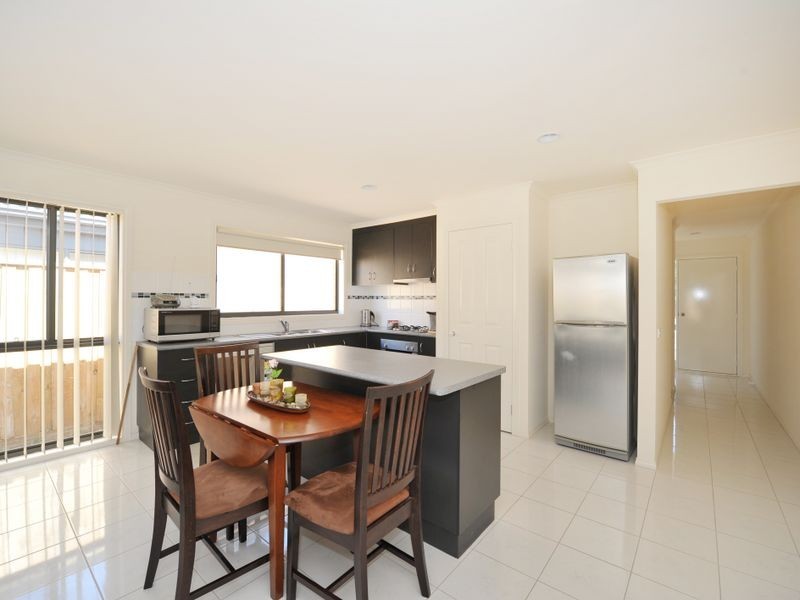 10/7 Syme Road, Pakenham VIC 3810