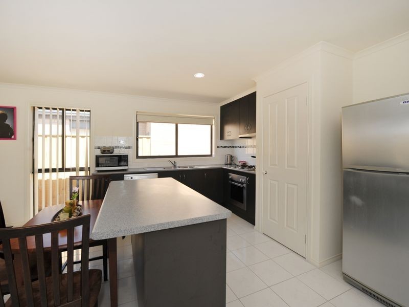 10/7 Syme Road, Pakenham VIC 3810