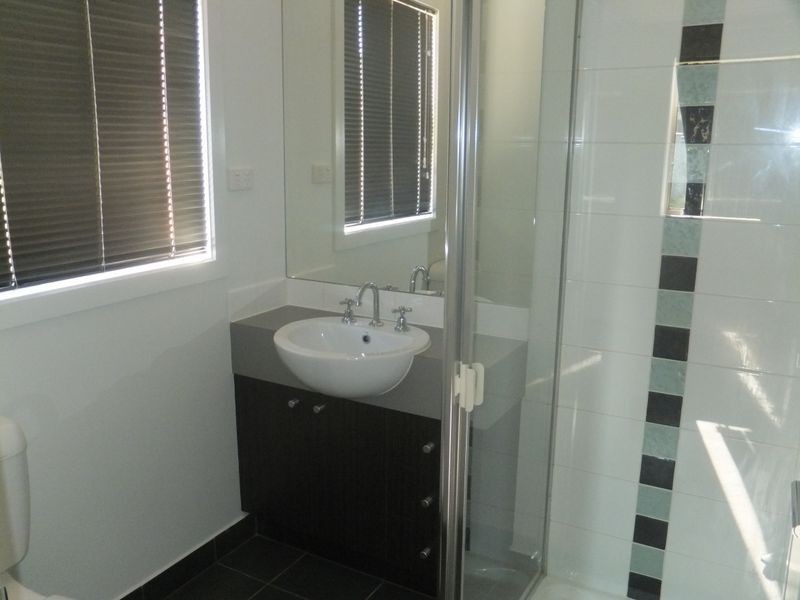 42 Devine Drive, Pakenham VIC 3810