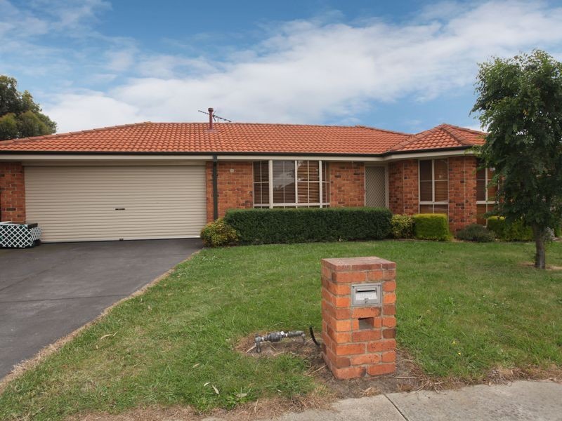 26 Simon Drive, Pakenham VIC 3810