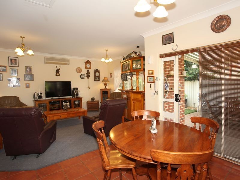 34 Flinders Chase, Pakenham VIC 3810