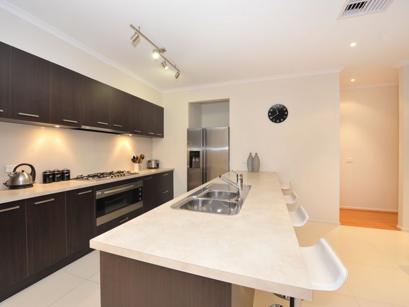 10 Bellerive Avenue, Officer VIC 3809