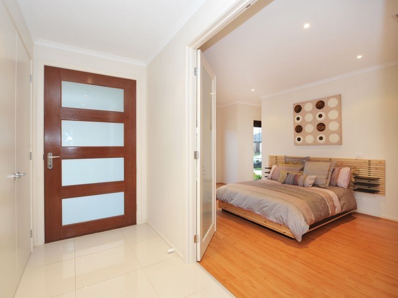 10 Bellerive Avenue, Officer VIC 3809