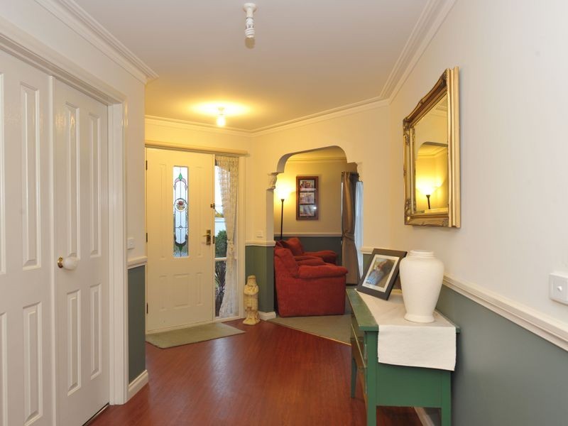 44 Brunt Road, Beaconsfield VIC 3807