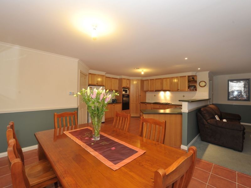 44 Brunt Road, Beaconsfield VIC 3807