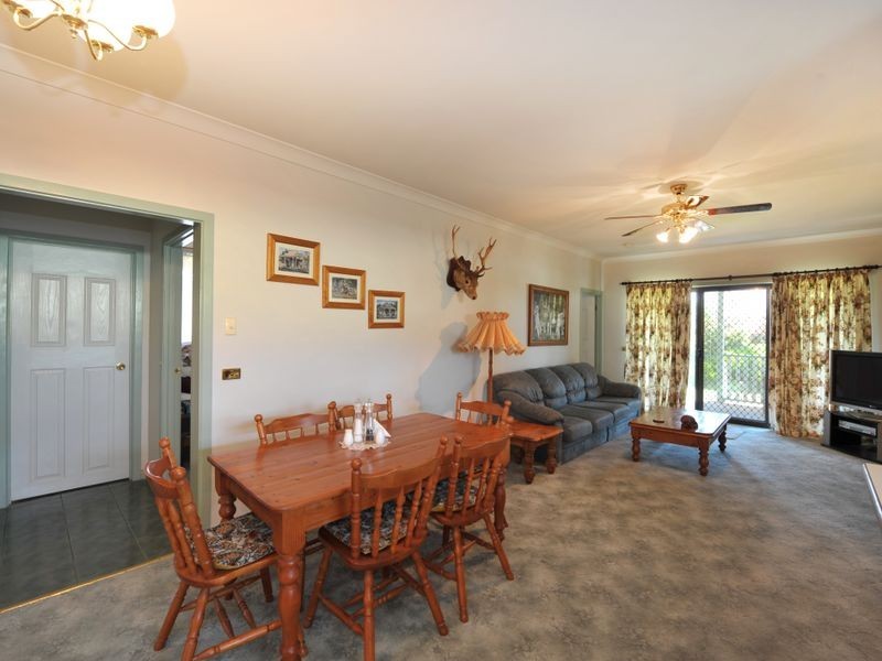 11 Paramount Way, Pakenham VIC 3810