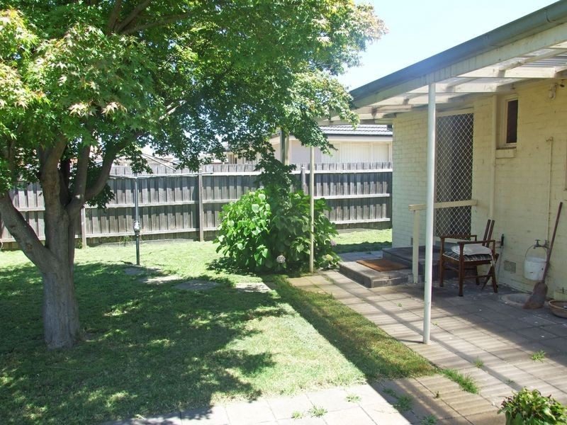 10 Savage Street, Pakenham VIC 3810