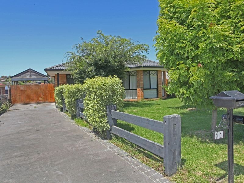 11 Shetland Court, Pakenham VIC 3810