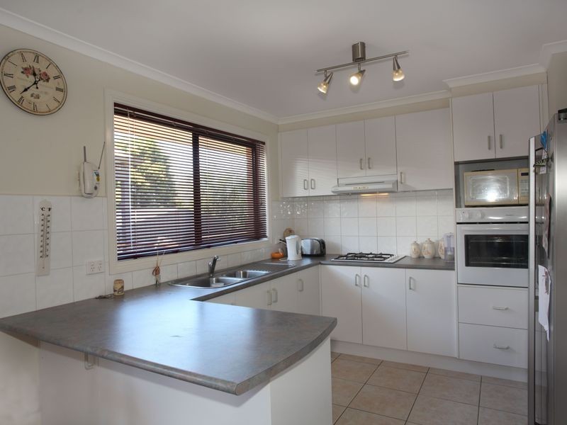 11 Shetland Court, Pakenham VIC 3810