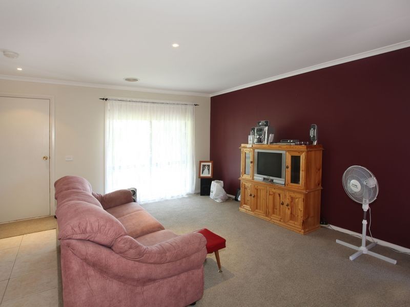 11 Shetland Court, Pakenham VIC 3810