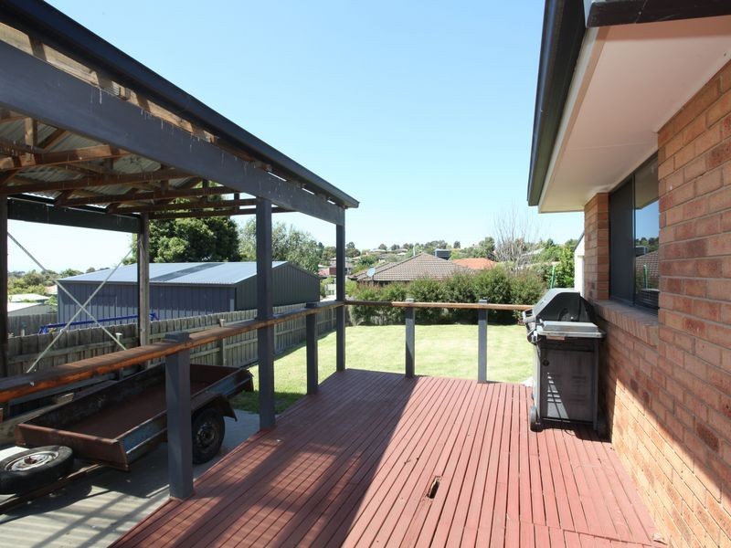 11 Shetland Court, Pakenham VIC 3810