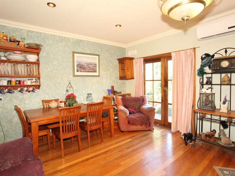 16 Spring Circuit, Pakenham VIC 3810