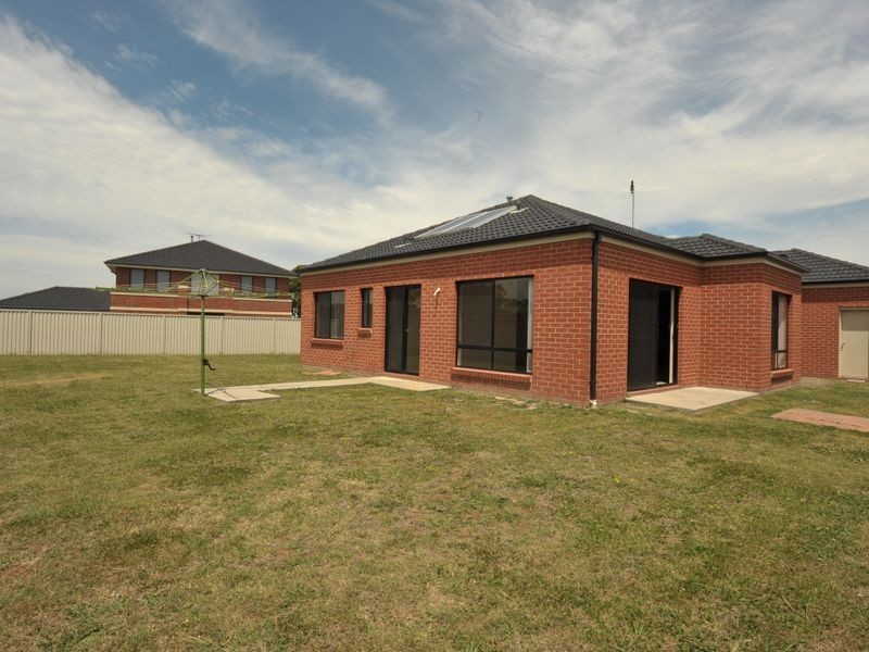 47 The Circuit, Pakenham VIC 3810