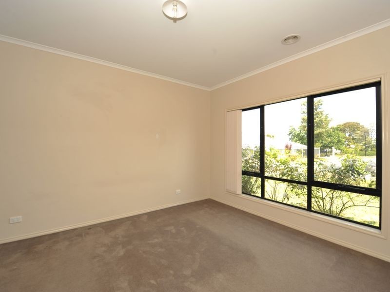 47 The Circuit, Pakenham VIC 3810