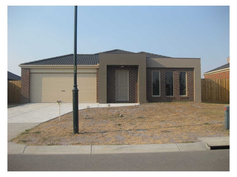62 Storey Drive, Pakenham VIC 3810
