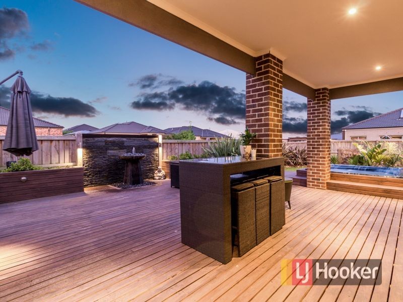 42 Flinders Park Drive, Officer VIC 3809