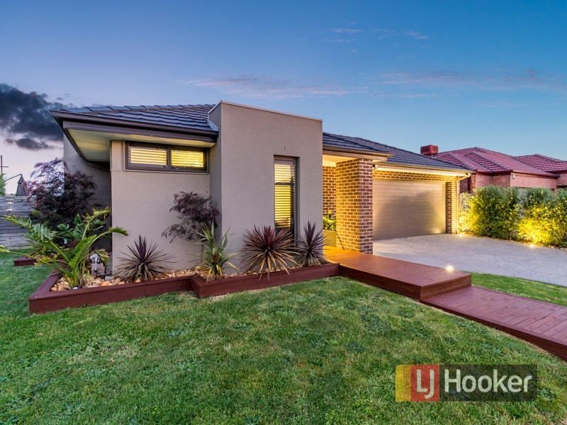 42 Flinders Park Drive, Officer VIC 3809