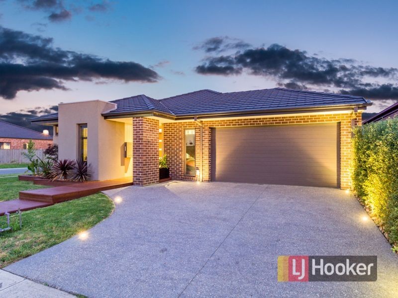 42 Flinders Park Drive, Officer VIC 3809